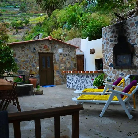 Chalet Cosy With Terrace In - Ideal For Couples *