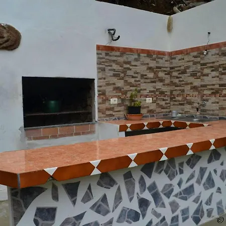 Cosy With Terrace In - Ideal For Couples Hermigua