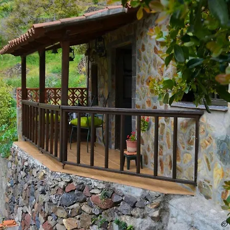 Chalet Cosy With Terrace In - Ideal For Couples *